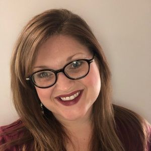 Meet your Posher, Alyson